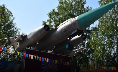 В честь 70-летия 763 истребительного авиационного полка и Дня города Югорска состоялся праздник - День микрорайона Югорск-2 «Под крылом самолёта»