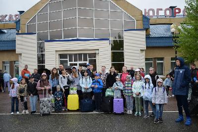 Юные югорчане отправились на оздоровительный отдых