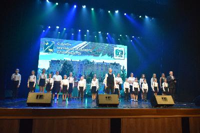 С Днём муниципального служащего Югорска!