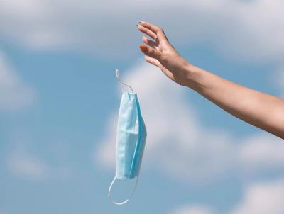 Роспотребнадзор отменил все ковидные ограничения