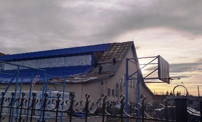 Новая крыша для бассейна школы № 6