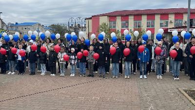 В Югорске хором исполнили известные песни военных лет
