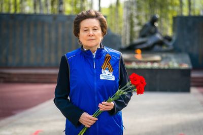 Губернатор Югры поздравляет югорчан с 9 мая!