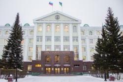 В Югре отменены новогодние праздники в закрытых помещениях 