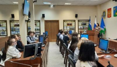 Урок обществознания от председателя теризбиркома