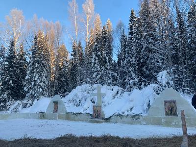 Как в Югорске проходят Крещенские купания