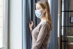 Действие режима обязательной самоизоляции продлено для отдельных категорий югорчан