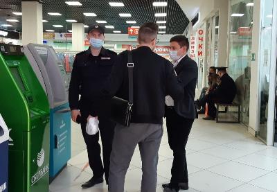 В Югорске проверяют торговые центры на соблюдение антиковидных требований