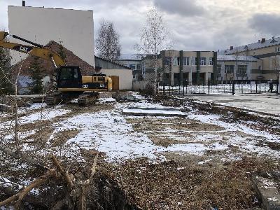 У лицея будет новая парковка