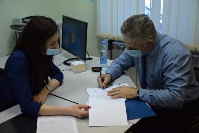 45 югорчан зарегистрировались кандидатами предварительного голосования партии «Единая Россия»