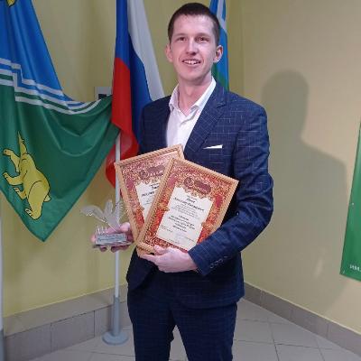 В Югорске выбрали лучшего педагога и воспитателя 2022 года