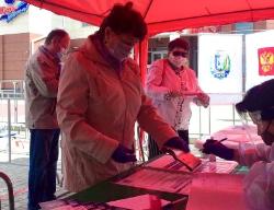 Сегодня актив Совета ветеранов принял участие в голосование по изменениям в Конституции страны