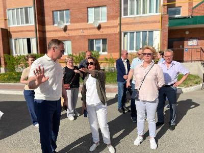 В Югорске продолжаются обходы избирательных округов