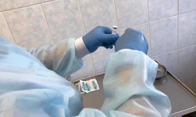 В Югорске поставили первые прививки от Covid-19