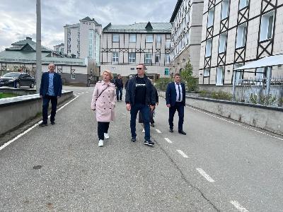 В Югорске продолжаются традиционные обходы избирательных округов