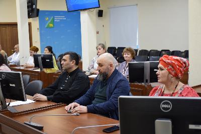 В Югорске прошло заседание Координационного совета по делам национально-культурных автономий и взаимодействию с религиозными объединениями города