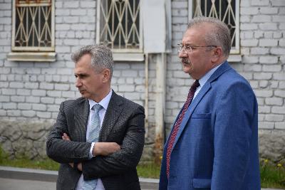 Продолжаются обходы депутатов по микрорайонам Югорска