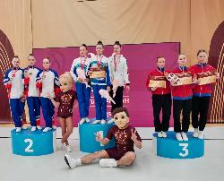 Югорские аэробисты вернулись с наградами из Тюмени