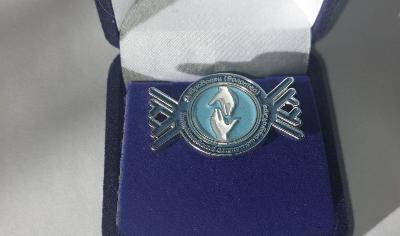 Гульнара Шредер награждена Почетным знаком «Доброволец Югры» 