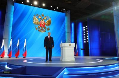 Смотрите в 12.00 (мск) Послание Президента РФ Федеральному собранию