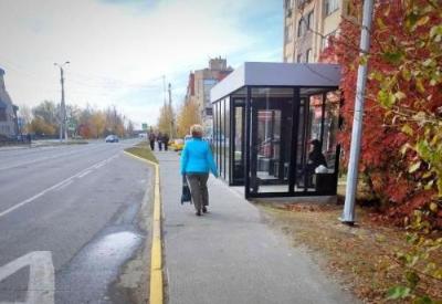 В Югорске обустроили еще одну теплую остановку