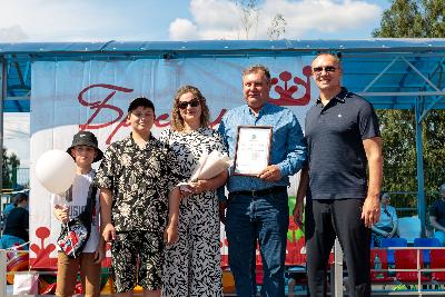 В Югорске прошёл фестиваль «Брусника», посвящённый Дню семьи, любви и верности!