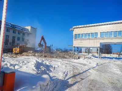 Новому учебному зданию ЮПК - быть!