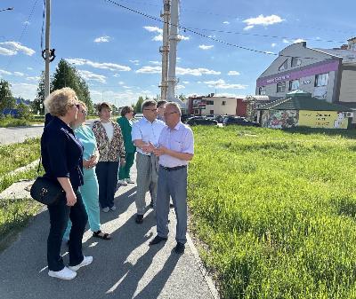 В Югорске продолжаются обходы избирательных округов