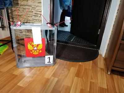 Югорчане активно участвуют в голосовании на дому