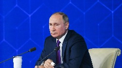 Журналисты Югры вспомнили, как проходили пресс-конференции Президента