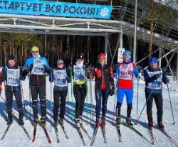 Более 780 югорчана встали на лыжи в эти выходные 