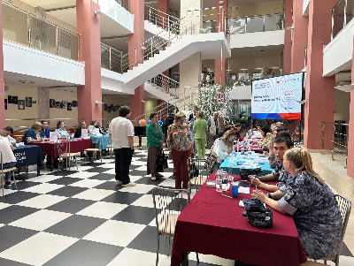 В Югорске прошел федеральный этап ярмарки трудоустройства «Работа России. Время возможностей»