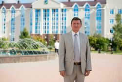 В Югорске состоится открытие мемориальной доски в память о Раисе Закиевиче Салахове
