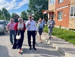 В Югорске продолжаются депутатские обходы